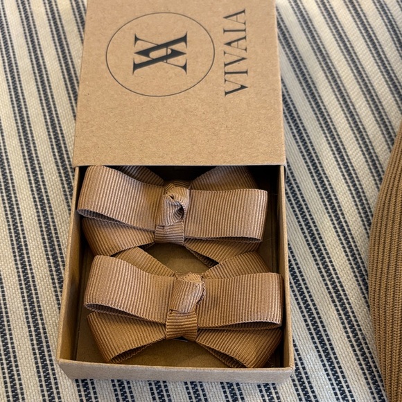 VIVAIA Women's Tan Square Toed Mary Jane Flats - Picture 7 of 14